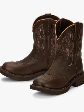 Justin Women's Gemma 8" Stylish Western Cowboy Boots